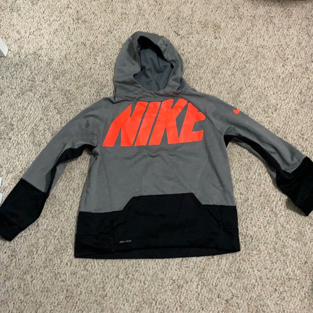 Nike sweatshirt
